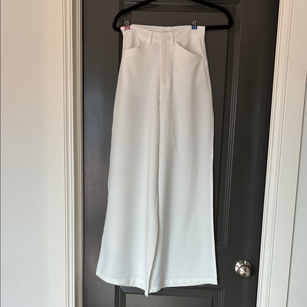 Chic White Wide-Leg Women's Pants